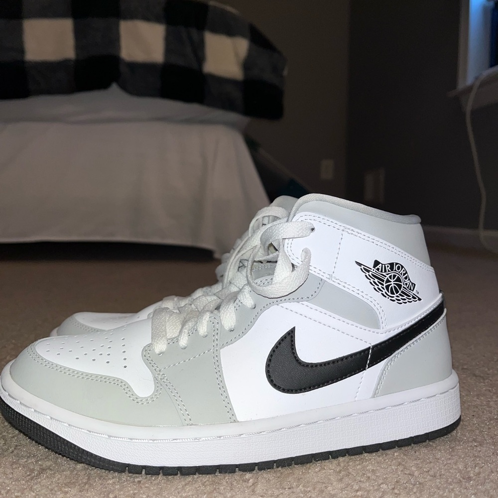 NIKE Air Jordan 1s